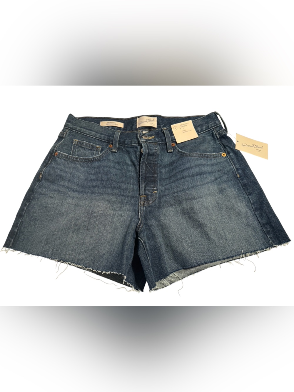 Universal Thread women’s size 6 90s baggy Jean shorts brand new with tag
